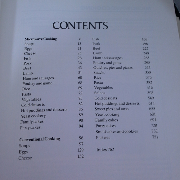 The Cook's Color Treasury Norma MacMillan Cookbook - Picture 3 of 8